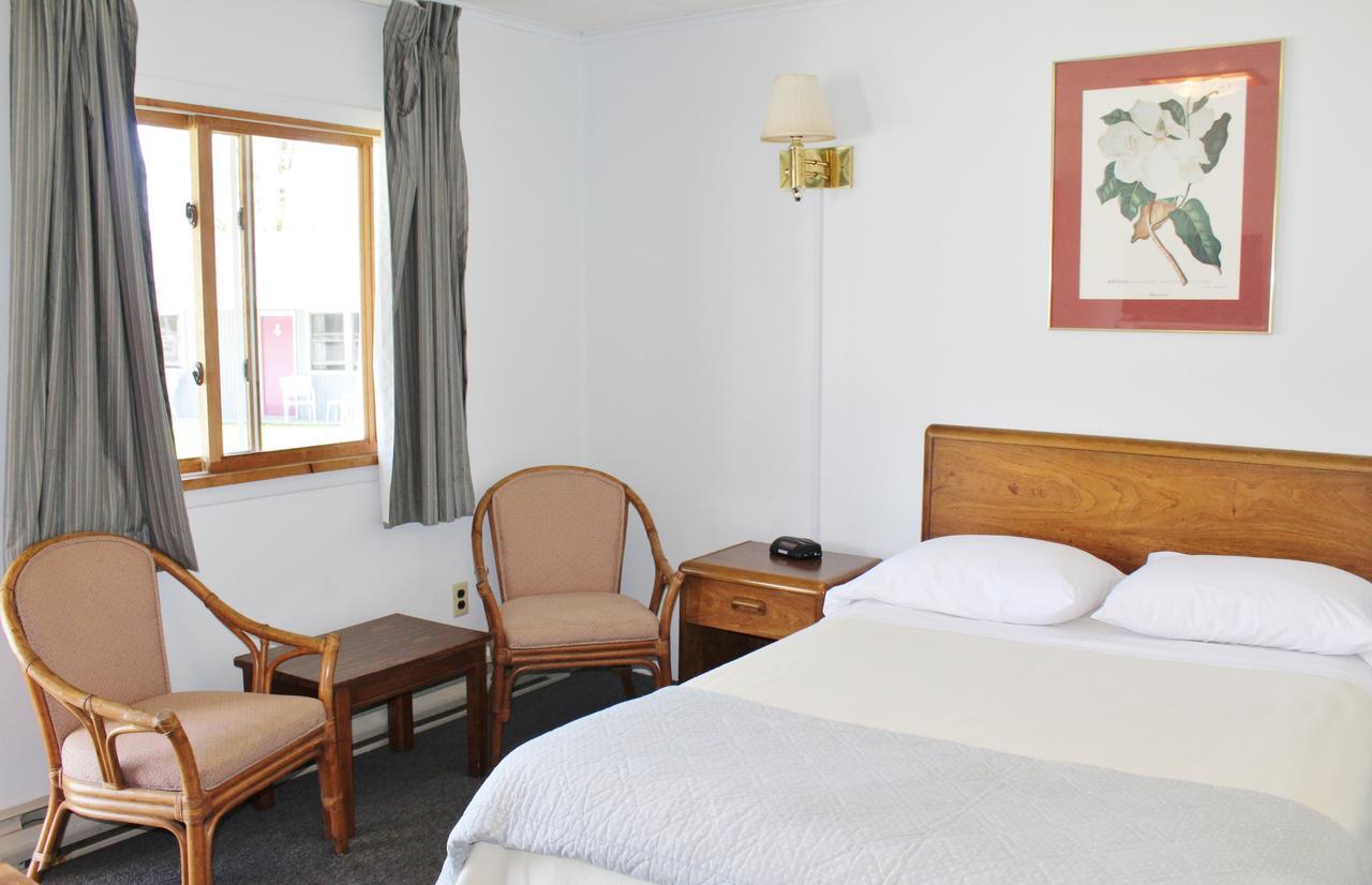 לייק ג'ורג' Barberry Court Motel &Cabins מראה חיצוני תמונה