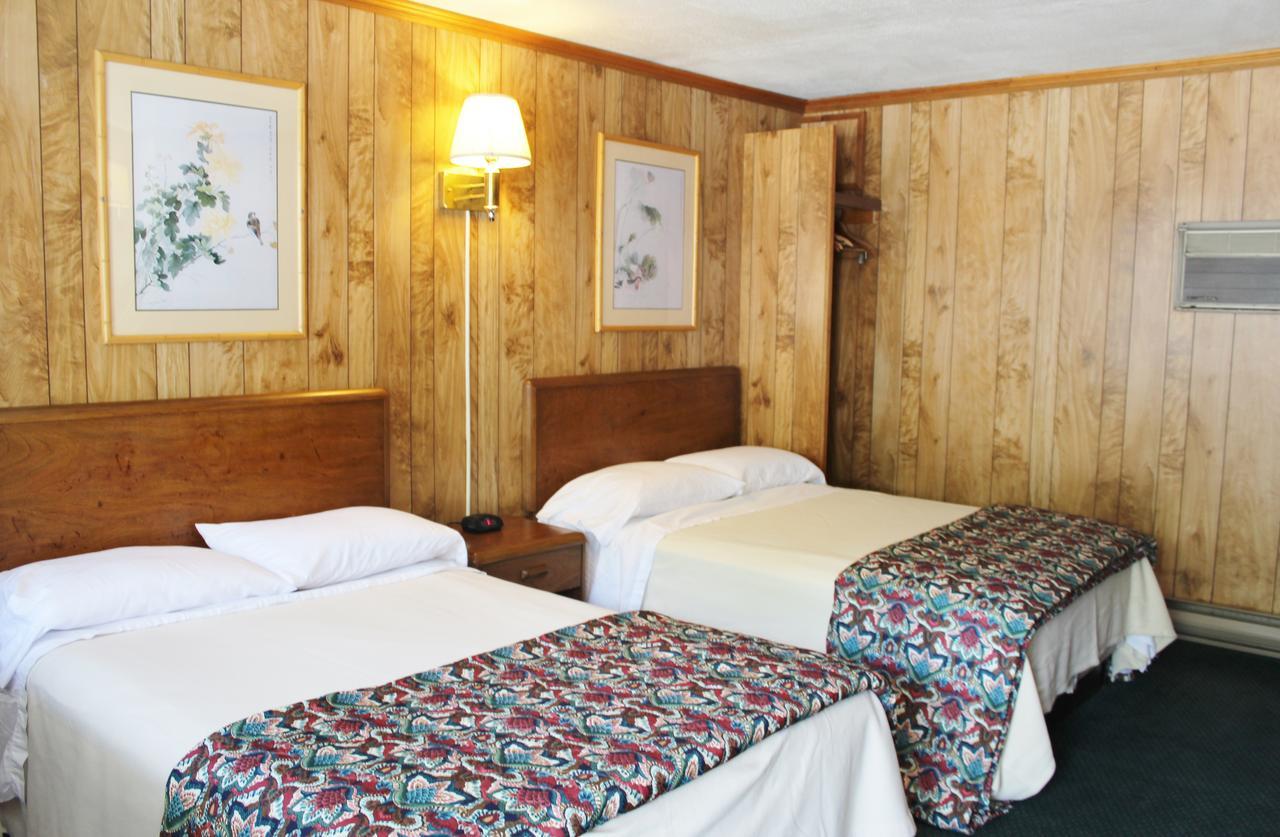 לייק ג'ורג' Barberry Court Motel &Cabins מראה חיצוני תמונה