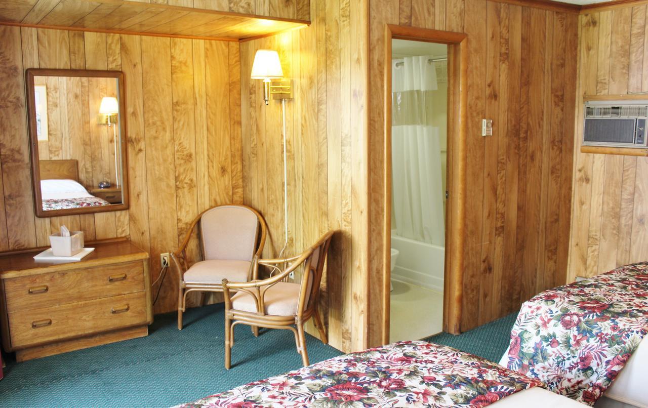 לייק ג'ורג' Barberry Court Motel &Cabins מראה חיצוני תמונה